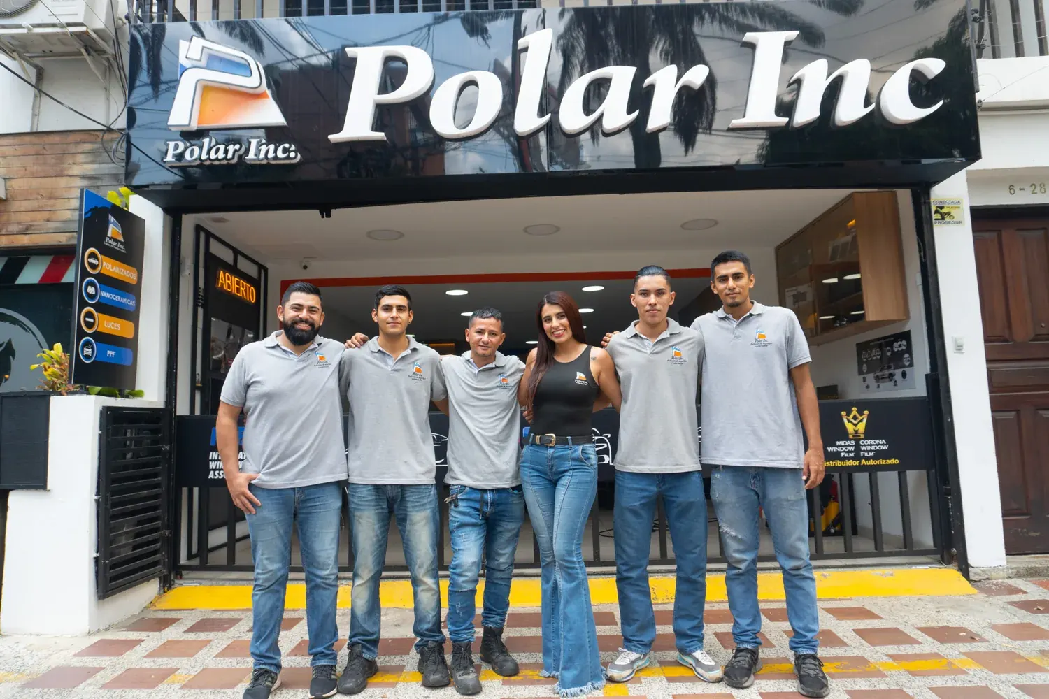Equipo técnico de Polar Inc. Polarizados